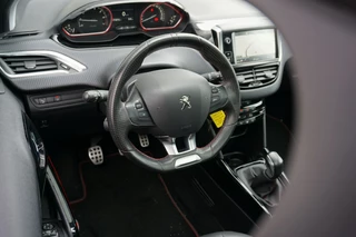 Peugeot 2008 Peugeot 2008 110PK GT-line NAVI | CAMERA | PANO | CRUISE | TREKHAAK | CLIMA! - afbeelding nr 3
