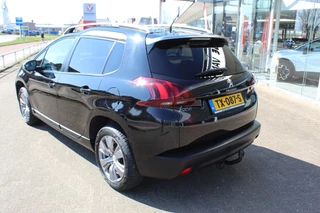 Peugeot 2008 Airco , Cruise control ,Trekhaak , Navigatie , Bluetooth Parkeersensoren achter , LED dagrijverlichting - afbeelding nr 3