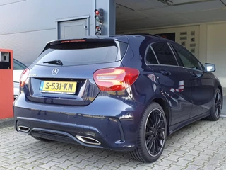 Mercedes-Benz A-Klasse Mercedes-Benz A-klasse 200 Sport Edition | AMG-STYLING / PANO / CARPLAY / ALCANTARA / SENSOREN + CAMERA / FLIPPERS / HARMAN-KARDON - afbeelding nr 5