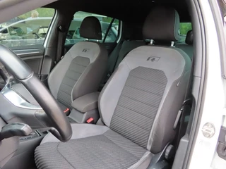 Volkswagen Golf Volkswagen Golf 1.5 TSI R-Line Ecc Navi Adapt Cruise 2x Pdc 2017 - afbeelding nr 9