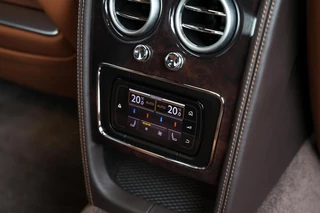 Bentley Flying Spur Bentley Flying Spur 4.0 V8|Massage V+A|ACC|Multimedia achter - afbeelding nr 28