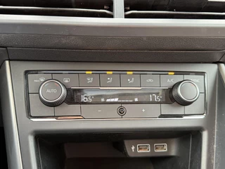 Volkswagen Polo Volkswagen Polo 1.0 TSI Comfortline Business R-Line 2e Eigenaar,Automaat,Navi,Clima,Adapt cruise,Pano,Carplay,PDC V+A,Trekhaak,Elek ramen,Lm velgen,N.A.P,APK tot 02-2026 - afbeelding nr 21