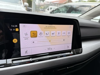 Volkswagen Golf Volkswagen Golf 1.5 eTSI Life Business | Apple Carplay | Elek. stoelen | Draadloze tel. lader - afbeelding nr 18