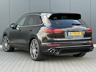 Porsche Cayenne Porsche Cayenne 4.2 D S V8 Facelift - Leder - Xenon - Luchtvering - afbeelding nr 3