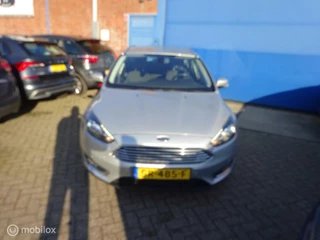 Ford Focus Ford Focus Wagon 1.5 Titanium - afbeelding nr 2