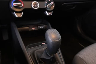 Kia Stonic - afbeelding nr 13