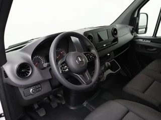 Mercedes-Benz Sprinter | Navigatie | Camera | Betimmering | Cruise | Airco | 3-Persoons - afbeelding nr 3