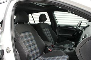 Volkswagen Golf Volkswagen Golf 7 - 1.4 TSI GTE |PANORAMADAK, CARPLAY, ACC, CLIMATE, LED, PDC| - afbeelding nr 27