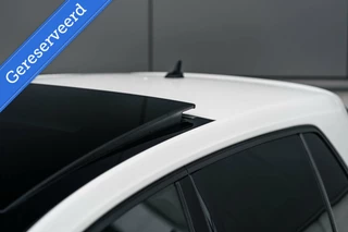 Volkswagen Golf Volkswagen Golf 2.0 TSI 4Motion R Pano Camera ACC - afbeelding nr 13