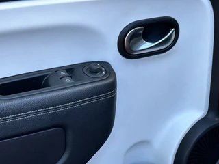 Renault Twingo Renault Twingo 0.9 TCe Intens | Automaat | Zeer mooi! | Climate Controle | Camera | NL Auto NAP - afbeelding nr 21