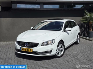 Volvo V60 Volvo V60 2.4 D5 Twin Engine Special Edition | Nette auto - afbeelding nr 3