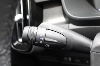 Volvo XC40 Volvo XC40 1.5 T4 Plug-in hybrid Plus Bright | Trekhaak | Panoramadak | Pilot | H/K | Full - afbeelding nr 18