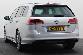 Volkswagen Golf Panoramadak, Camera, Climate, Navigatie, Bluetooth, DAB, Trekhaak, 18'' - afbeelding nr 19