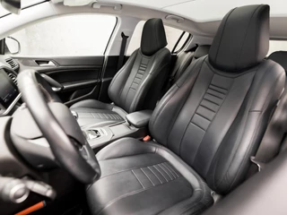 Peugeot 308 Peugeot 308 1.2 PureTech Sport (PANORAMADAK, APPLE CARPLAY, GROOT NAVI, LEDEREN SPORTSTOELEN, STOELVERWARMING, 360 CAMERA, GETINT GLAS, CRUISE, NIEUWSTAAT) - afbeelding nr 15