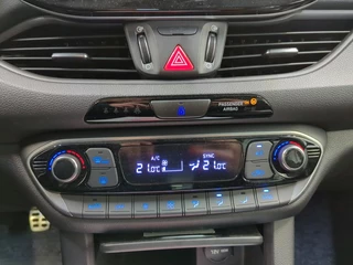 Hyundai i30 Hyundai i30 Fastback 1.0 T-GDI Premium, 1e Eig! Camera! Carplay! Zondag OPEN! - afbeelding nr 11