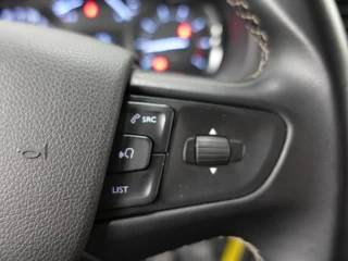 Opel Vivaro Opel Vivaro 2.0 CDTI L3H1 Dubbele Cabine Edition  144 pk Airco Navigatie Camera Parkeersensoren Trekhaak Cruise Control - afbeelding nr 15