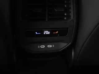 CUPRA Formentor CUPRA Formentor 1.4 e-Hybrid VZ | 245pk | Stoel & stuurverwarming | Carplay | Camera | Adaptive cruise | Navigatie | Sfeerverlichting | Keyless | Full LED | PHEV - afbeelding nr 34