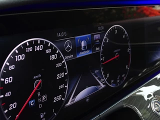 Mercedes-Benz E-Klasse Mercedes-Benz E-Klasse 220d automaat / AMG pakket 2017 / CARBON / LED *NAP* - afbeelding nr 17
