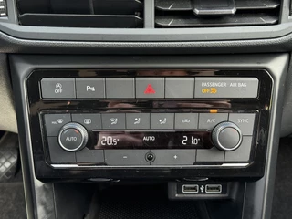Volkswagen T-Cross Volkswagen T-Cross 1.0 TSI Life Climate/Cruise/Getint glas/Keyless entry/Virtuel cockpit/PDC/LED - afbeelding nr 21