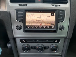 Volkswagen Golf Volkswagen Golf 1.0 TSi 115pk BMT !!44.000km!! Airco Cruise-control Navigatie Bluetooth - afbeelding nr 18
