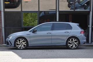 Volkswagen Golf Volkswagen Golf 1.5 eTSI R-Line Pano HUD H&K Lane Camera - afbeelding nr 4