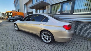 BMW 3 Serie BMW 3 Serie 320i EffiicientDynamics Edition Executive LEDER NAVI ACC PDC - afbeelding nr 14