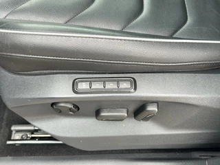 Volkswagen Tiguan Volkswagen Tiguan 1.4 TSI DSG LIFE E-HYBRID PANO-DAK/CAMERA/LEDER/MEMORY/NAVI/ACC/CARPLAY/STOELVERW - afbeelding nr 26