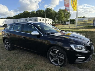 Volvo V60 Volvo V60 2.4 D6 Twin Engine R-Design - NAVI/PANO/LEER/NAP - afbeelding nr 19