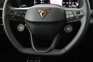 CUPRA Formentor CUPRA Formentor 2.0 TSI VZ | 310pk | Panoramadak | Leder |  360 camera | Stoel & stuurverwarming | Adaptive cruise | Carplay | Keyless | Park Assist - afbeelding nr 11