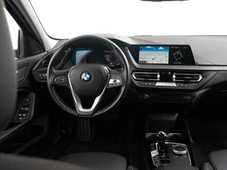BMW 1 Serie BMW 1-serie 118i Automaat 140pk Executive Sport Edition | Carplay | Sportstoelen | Full LED - afbeelding nr 4