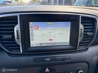 Kia Sportage Kia Sportage 1.6 GDI DynamicLine  , Navigatie , Achteruit rij Camera / Climate - & Cruise Controle / dealer onderhouden - afbeelding nr 29