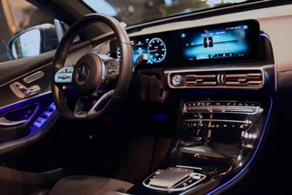 Mercedes-Benz EQC Mercedes-Benz EQC 400 4MATIC Premium Plus 80 kWh AMG - Memory - Distronic - Schuifdak - Keyless Entry - HUD - Ambiance Verlichting - afbeelding nr 55