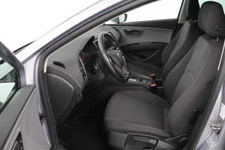 SEAT Leon SEAT Leon 1.0 TSI Style | Full LED | Carplay | Keyless |  Navigatie | Parkeerhulp | Climate control | Cruise control | Getint glas - afbeelding nr 4