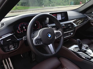 BMW 5 Serie BMW 5 Serie Touring 540i xD 340PK TwinTurbo High E. INDIVIDUAL LED / *NAP* - afbeelding nr 15