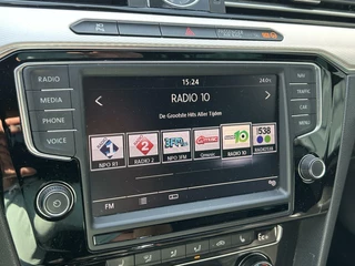 Volkswagen Passat Volkswagen Passat Variant 1.4 TSI GTE Leer/Digitaal Dashbord/Pdc/Ecc/ - afbeelding nr 17