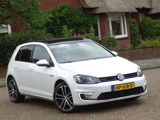 Volkswagen Golf Volkswagen Golf TSI GTE 204PK DSG / RNS / R-line / LED *NAP* - afbeelding nr 8