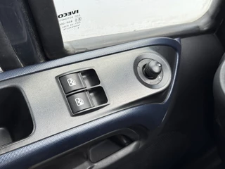 Iveco Daily Iveco Daily 50C18 3.0 3.0 Automaat Luchtvering Dubbellucht L2H2 Climate Control Cruise Control Trekhaak Camera - afbeelding nr 26