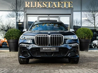 BMW X7 BMW X7 M50i High Executive|7-P|PANO|SKY LOUNGE|B&W|BTW AUTO - afbeelding nr 2