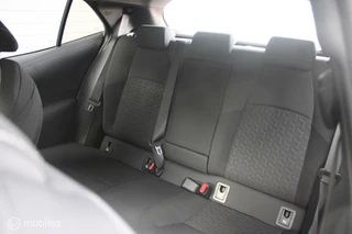 Toyota Corolla Toyota Corolla 2.0 Hybrid Business Plus | Stoel en Stuurverwarming | JBL Sound | Carplay | - afbeelding nr 7