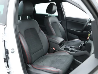 Hyundai Tucson Hyundai Tucson 1.6 T-GDI N-Line 4WD | Panoramadak | Navigatie | Camera | Stoelv - afbeelding nr 19