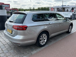Volkswagen Passat Volkswagen Passat Variant 1.4 TSI ACT Connected Series Aut Navi ECC Pano Trekhaak - afbeelding nr 2