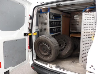 Ford Transit Custom Ford Transit Custom 131pk Automaat L1H1 Trend 2x Schuifdeur Trekhaak Cruise control Airco Euro6 3-zits - afbeelding nr 8