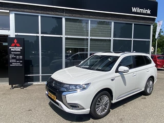 Mitsubishi Outlander Mitsubishi Outlander 2.4 PHEV Intense+ - afbeelding nr 1