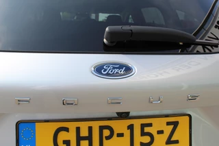 Ford Focus 1500 kg trekgewicht , Climate control , Adap.cruise control Bluetooth , Navigatie - afbeelding nr 37