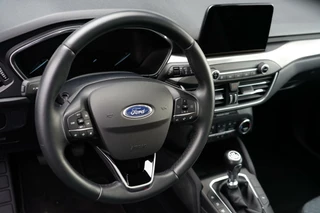 Ford Focus Ford Focus 1.0 EcoBoost Titanium Business, pano, stoelverw. - afbeelding nr 19