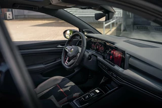 Volkswagen Golf Volkswagen Golf 2.0 TSI GTI Clubsport Pano HK DSG LED HUD - afbeelding nr 22