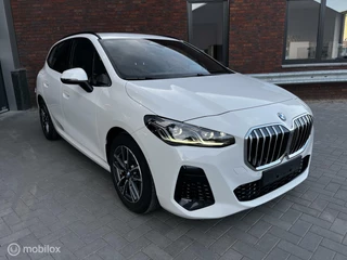 BMW 2 Serie BMW 2-serie Active Tourer 220i M-PAKKET - afbeelding nr 3