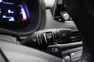 Hyundai Kona Hyundai Kona Electric Comfort 64 kWh - Carplay, Camera, Cruise - afbeelding nr 16