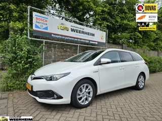 Toyota Auris Toyota Auris 1.8 Hybrid Dynamic, CAMERA, PANO DAK! - afbeelding nr 1