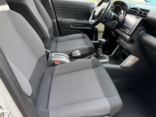 Citroën C3 Aircross Citroën C3 Aircross 1.2 PT S&S SHINE CARPLAY AIRCO/ECC NAVI PDC - afbeelding nr 46